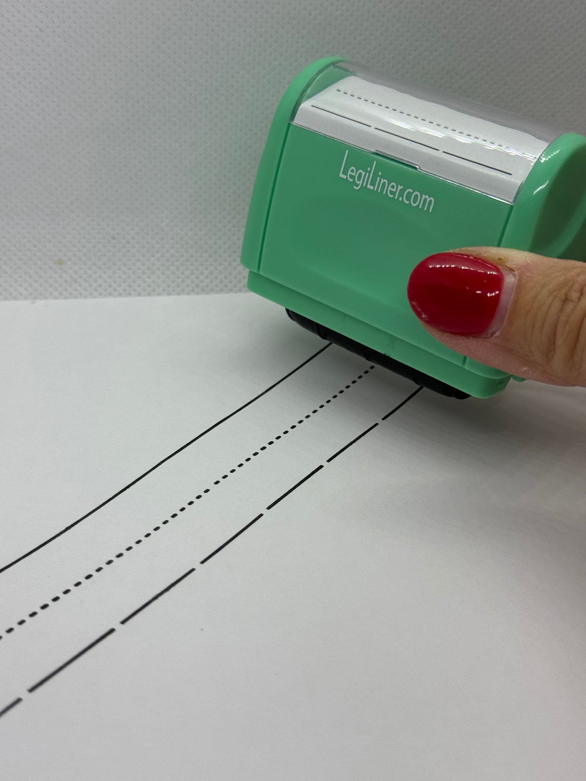 LegiLiner “Spaces” Self-Inking Teacher Stamp - 25mm Dashed Spaced Handwriting Line Roller