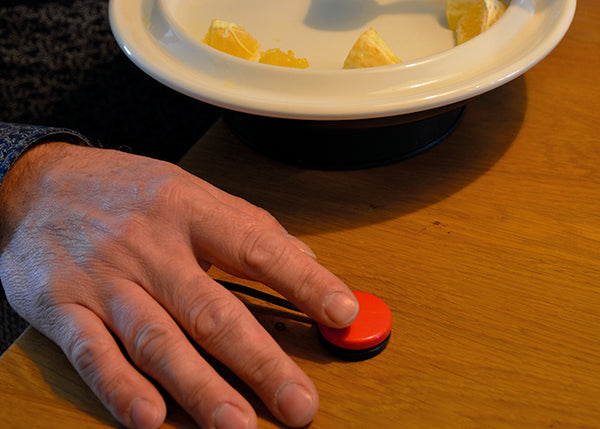 iEAT Feeding Robot - Avant Innovations